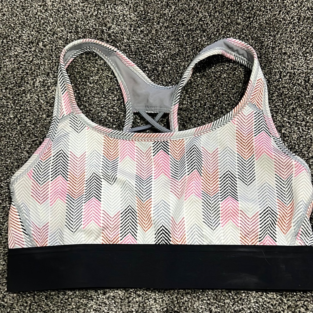medium Victoria secret sports bra